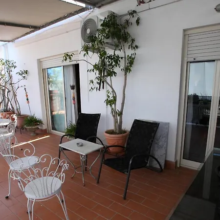 Penzion Accardi House Searooms 2*