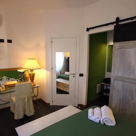 Accardi House Searooms