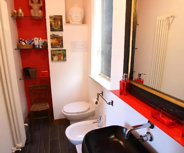 Accardi House Searooms 3*